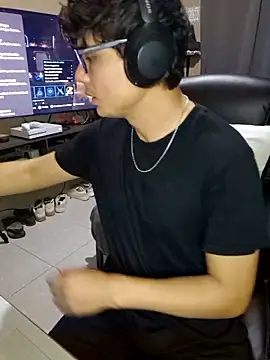 Ais B10 online show from 02/25/26, 05:28