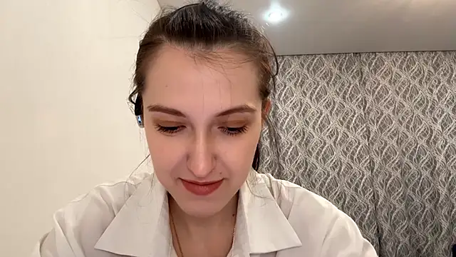 Snapshot of MerrillYeast chatting on 11/21/25, 05:11 MerrillYeast online show from 11/21/25, 05:11