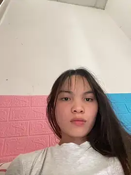 Snapshot of Tina_x chatting on 12/04/25, 03:49 Tina x online show from 12/04/25, 03:49