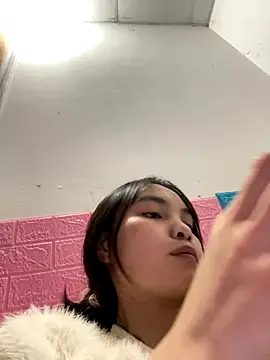 Snapshot of Tina_x chatting on 12/19/25, 10:55 Tina x online show from 12/19/25, 10:55