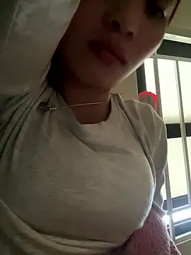 Snapshot of Tina_x chatting on 01/14/26, 12:05 Tina x online show from 01/14/26, 12:05