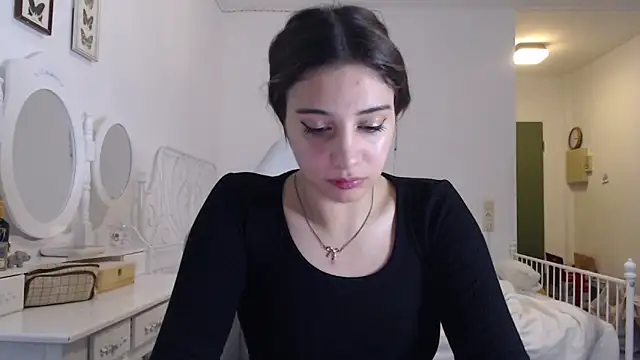 bellefleurrr online show from 06/19/26, 08:34