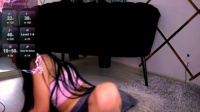 Snapshot of EmmaVayne chatting on 11/21/25, 07:45 EmmaVayne online show from 11/21/25, 07:45