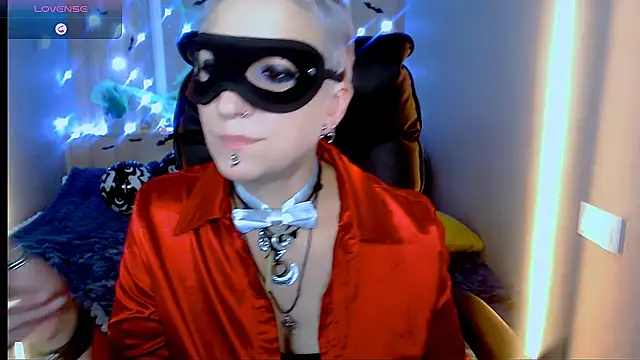 Snapshot of Sweet-n-Strong chatting on 10/27/25, 08:40 Sweet-n-Strong online show from 10/27/25, 08:40