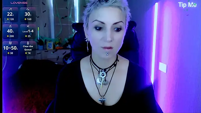 Snapshot of Sweet-n-Strong chatting on 11/01/25, 08:05 Sweet-n-Strong online show from 11/01/25, 08:05