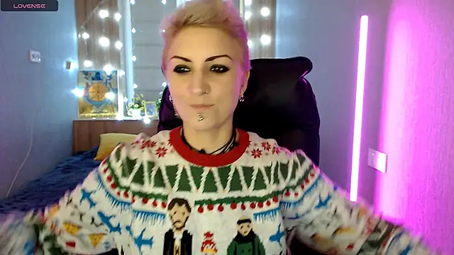 Snapshot of Sweet-n-Strong chatting on 12/01/25, 07:13 Sweet-n-Strong online show from 12/01/25, 07:13