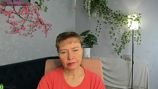 Snapshot of Carla_Vogue chatting on 11/30/25, 03:10 Carla Vogue online show from 11/30/25, 03:10