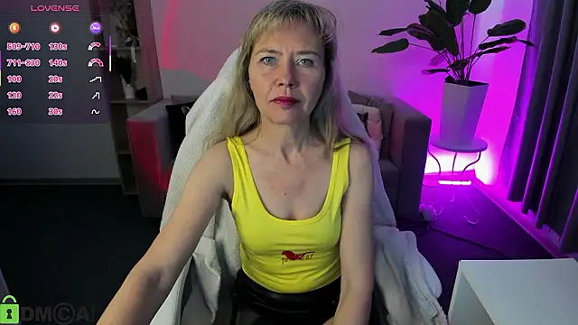 Carla Vogue online show from 02/18/26, 11:39