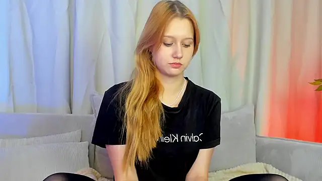 Charil Wilson online show from 11/08/25, 04:45