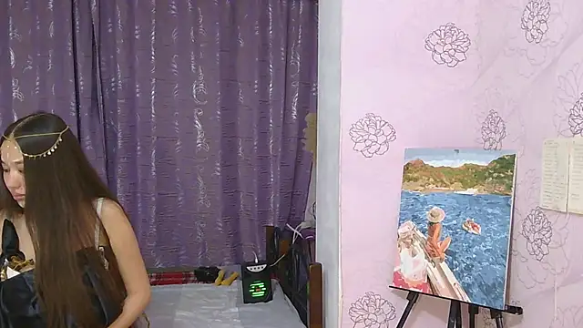 Snapshot of LumiHeart chatting on 11/12/25, 03:56 LumiHeart online show from 11/12/25, 03:56