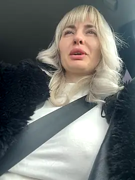 blondegirlx online show from 11/12/25, 09:42