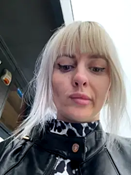 blondegirlx online show from 12/21/25, 10:44