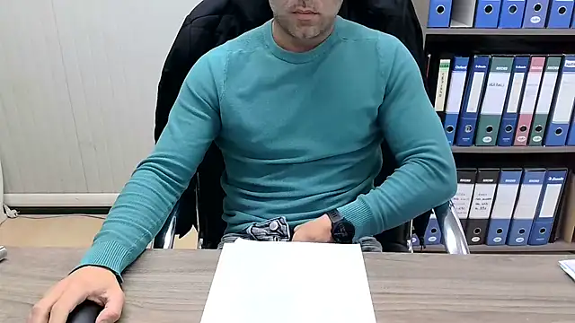 Evasionee online show from 12/16/25, 07:57