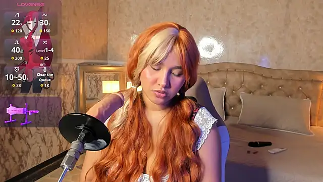 WhitneySweet online show from 11/04/25, 04:33