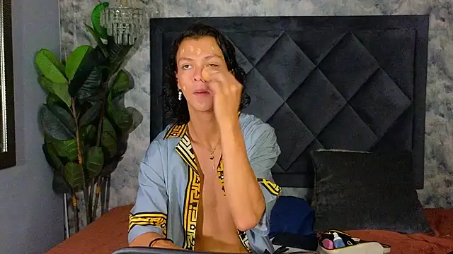 Indi rave online show from 11/22/25, 01:43