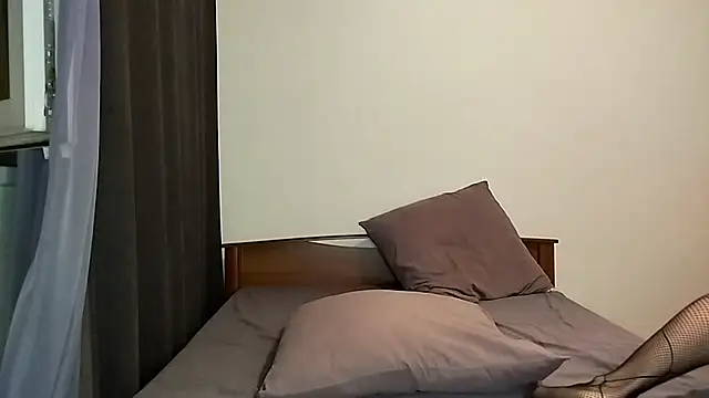 Snapshot of icebenz chatting on 12/02/25, 02:12 icebenz online show from 12/02/25, 02:12