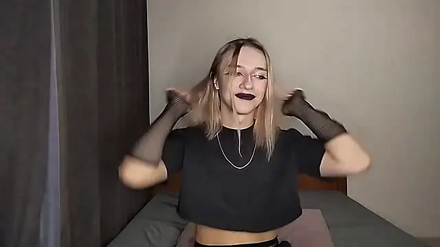 Snapshot of icebenz chatting on 12/18/25, 02:34 icebenz online show from 12/18/25, 02:34