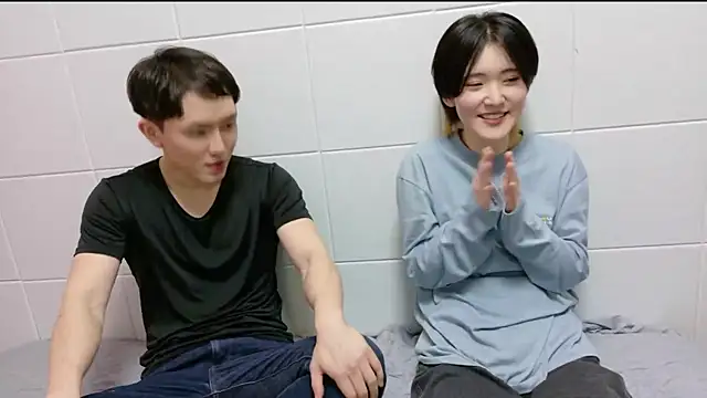 NORA NEKO 2 2 online show from 11/15/25, 10:45