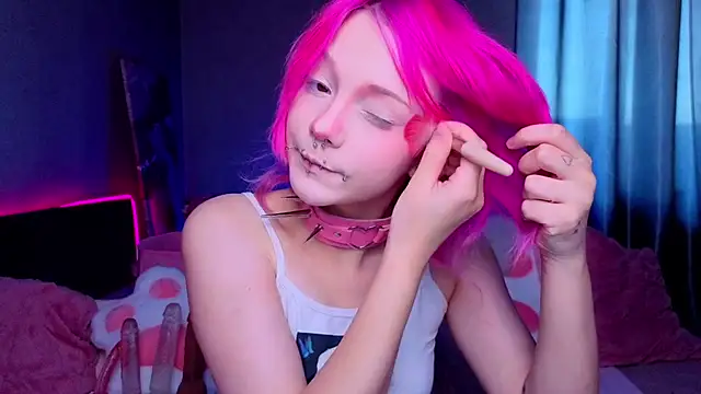 Snapshot of KittieHeart chatting on 06/30/26, 02:56 KittieHeart online show from 06/30/26, 02:56