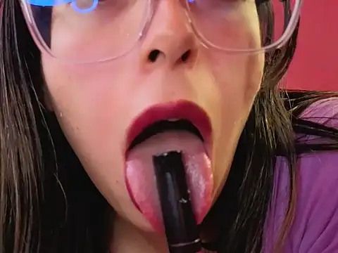 zylla storn online show from 12/20/25, 08:21