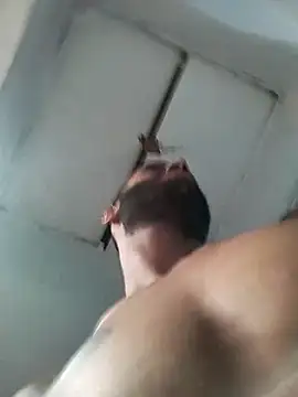 Snapshot of Giselle_Max chatting on 11/22/25, 01:43 Giselle Max online show from 11/22/25, 01:43