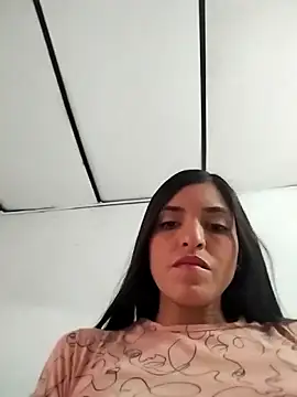 Snapshot of Giselle_Max chatting on 11/23/25, 02:28 Giselle Max online show from 11/23/25, 02:28