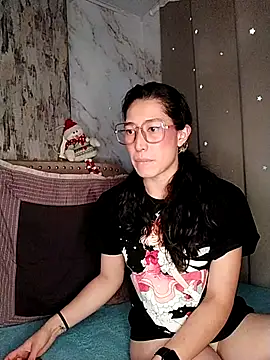 Snapshot of eva_delight_ chatting on 11/14/25, 11:42 eva delight online show from 11/14/25, 11:42