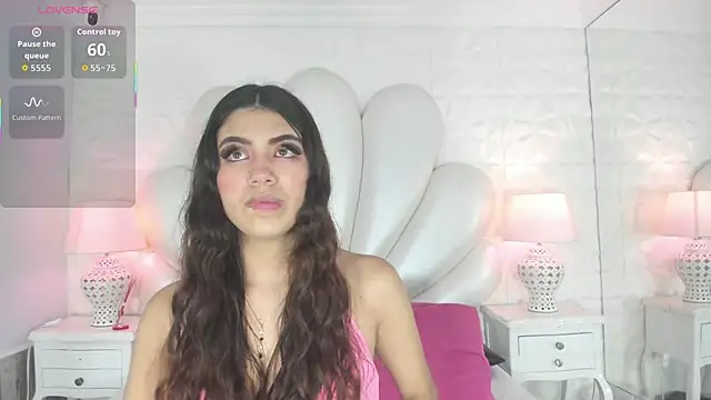 Snapshot of AntonellaPowell chatting on 11/10/25, 07:57 AntonellaPowell online show from 11/10/25, 07:57