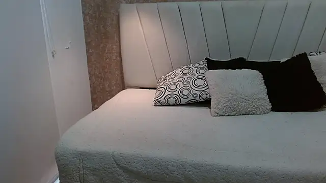 AliceSmity  online show from 04/18/26, 11:58