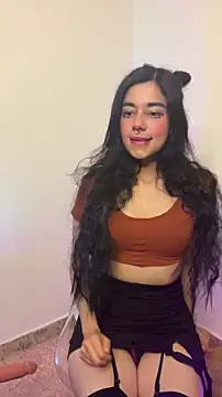 Snapshot of wetbyAlice chatting on 11/07/25, 01:05 wetbyAlice online show from 11/07/25, 01:05