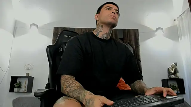 MATEO DILUCA online show from 11/29/25, 10:18