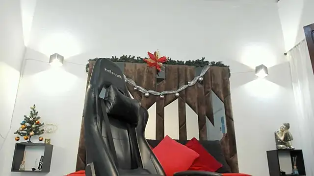 MATEO DILUCA online show from 12/03/25, 10:13