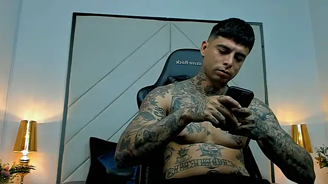 MATEO DILUCA online show from 01/07/26, 09:17