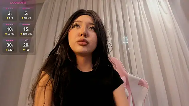 sweetmikasa online show from 12/04/25, 05:21