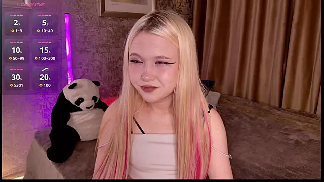 VivieSunn online show from 04/30/26, 03:07