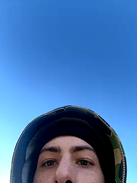 slimshadypt2 online show from 11/21/25, 04:16