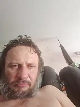 Snapshot of Fuckboyguyman chatting on 06/14/26, 11:18 Fuckboyguyman online show from 06/14/26, 11:18