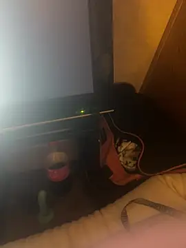 Toy4U2ply online show from 04/29/26, 07:12