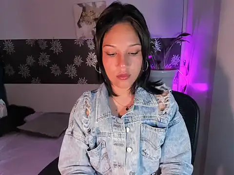 SamaradelaRoux online show from 01/09/26, 07:22