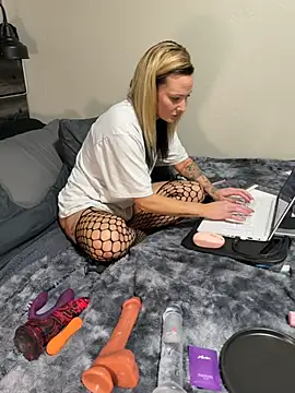 Snapshot of daniellasinnocence chatting on 11/11/25, 05:29 daniellasinnocence online show from 11/11/25, 05:29