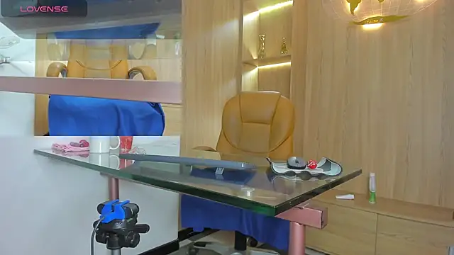 laliItaclark online show from 11/15/25, 11:51