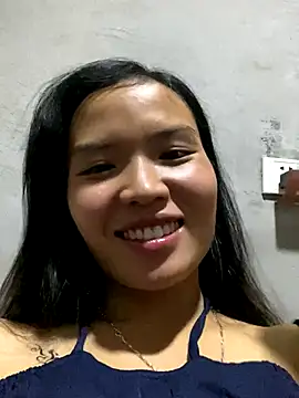 Yunzang online show from 11/15/25, 12:02