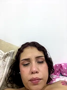 Nube Azul1 online show from 12/14/25, 01:00