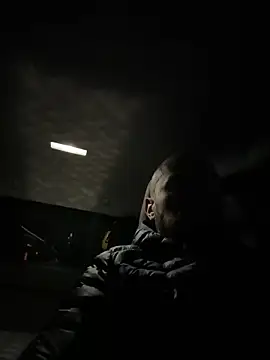 davi73d online show from 12/15/25, 09:30