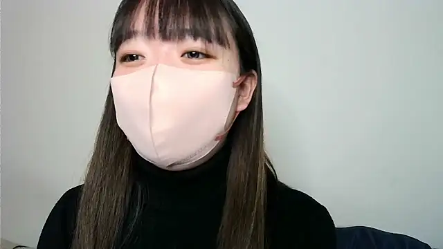 Snapshot of yua_chan00 chatting on 11/01/25, 11:23 yua chan00 online show from 11/01/25, 11:23