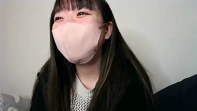 Snapshot of yua_chan00 chatting on 12/02/25, 01:17 yua chan00 online show from 12/02/25, 01:17