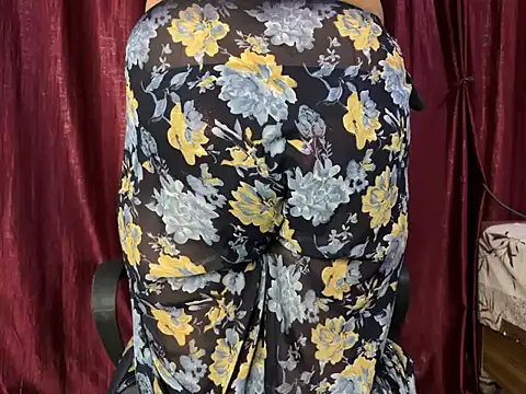 Snapshot of Ritika_janu chatting on 11/29/25, 05:38 Ritika janu online show from 11/29/25, 05:38