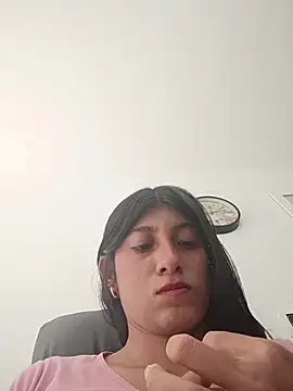 YeseniaRodriguez3 online show from 12/16/25, 05:07
