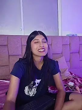 YeseniaRodriguez3 online show from 06/08/26, 12:49