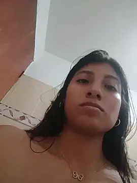 YeseniaRodriguez3 online show from 06/12/26, 11:14